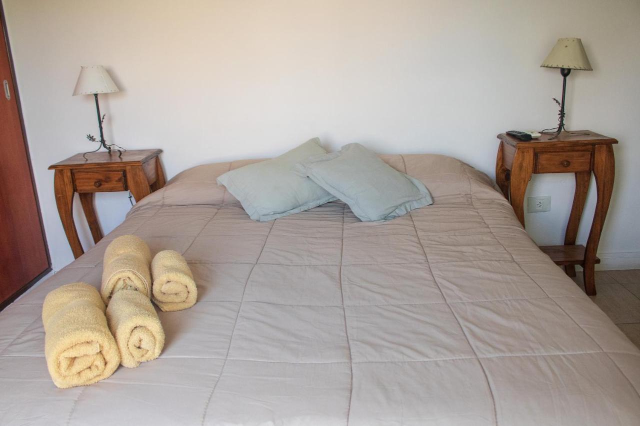 Rondpoint Pilar Apartment Pilar  Bagian luar foto