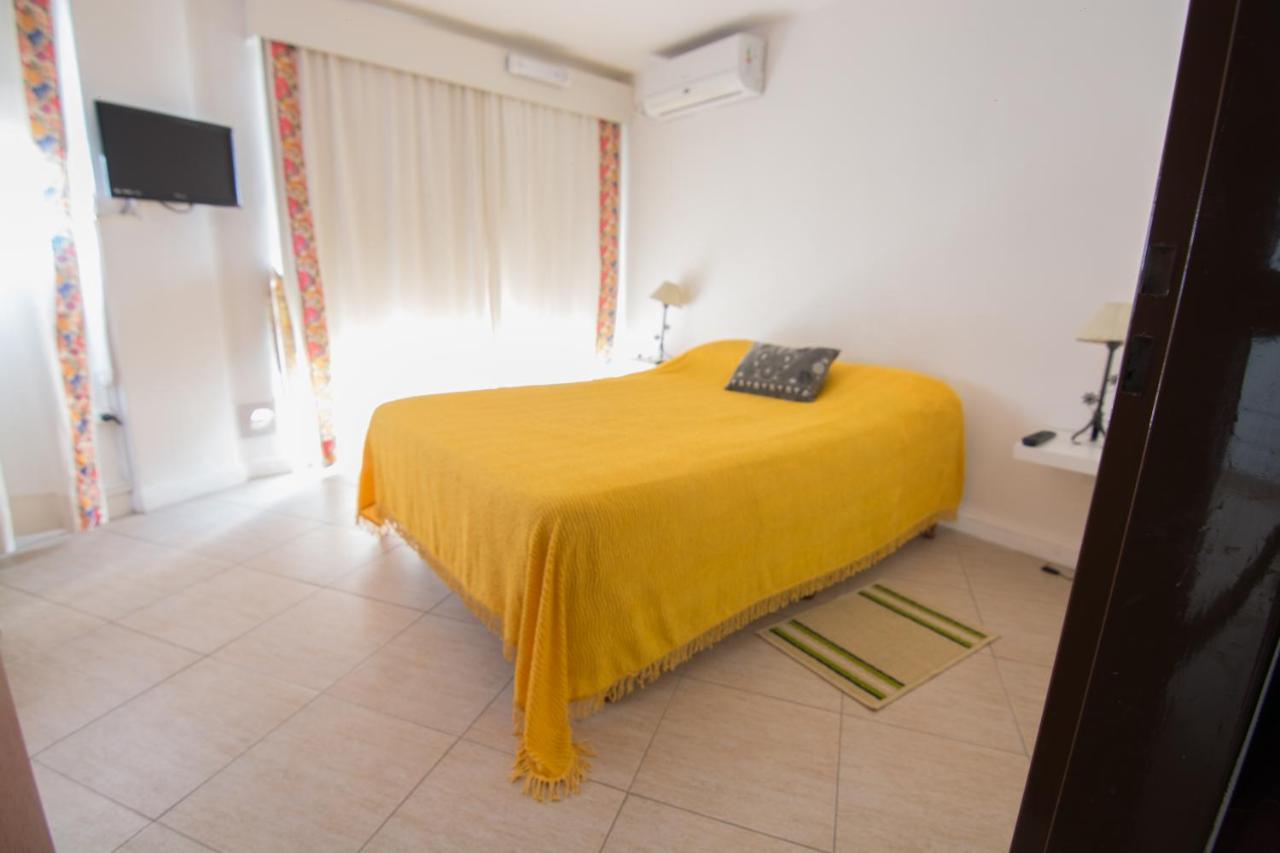 Rondpoint Pilar Apartment Pilar  Bagian luar foto