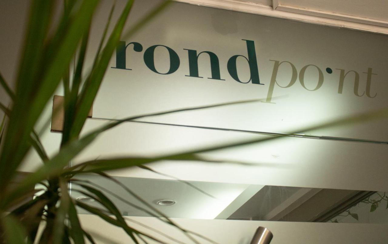 Rondpoint Pilar Apartment Pilar  Bagian luar foto